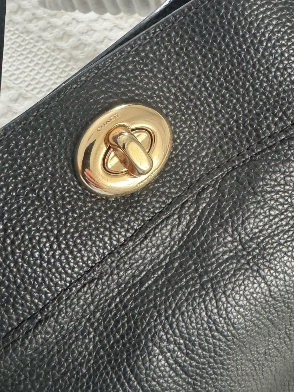 Coach Black Pebbled Leather Shoulder Bag with Gold Hardware - Picture 9 of 16